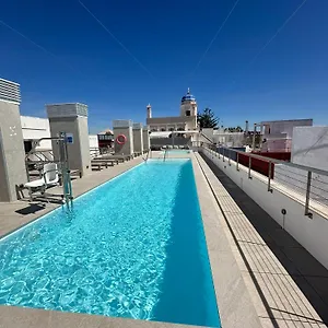 https://goodnight-cdiz-apartments.hotelsincadiz.net